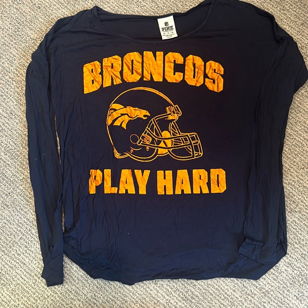 PINK Broncos long sleeve t. VERY soft material